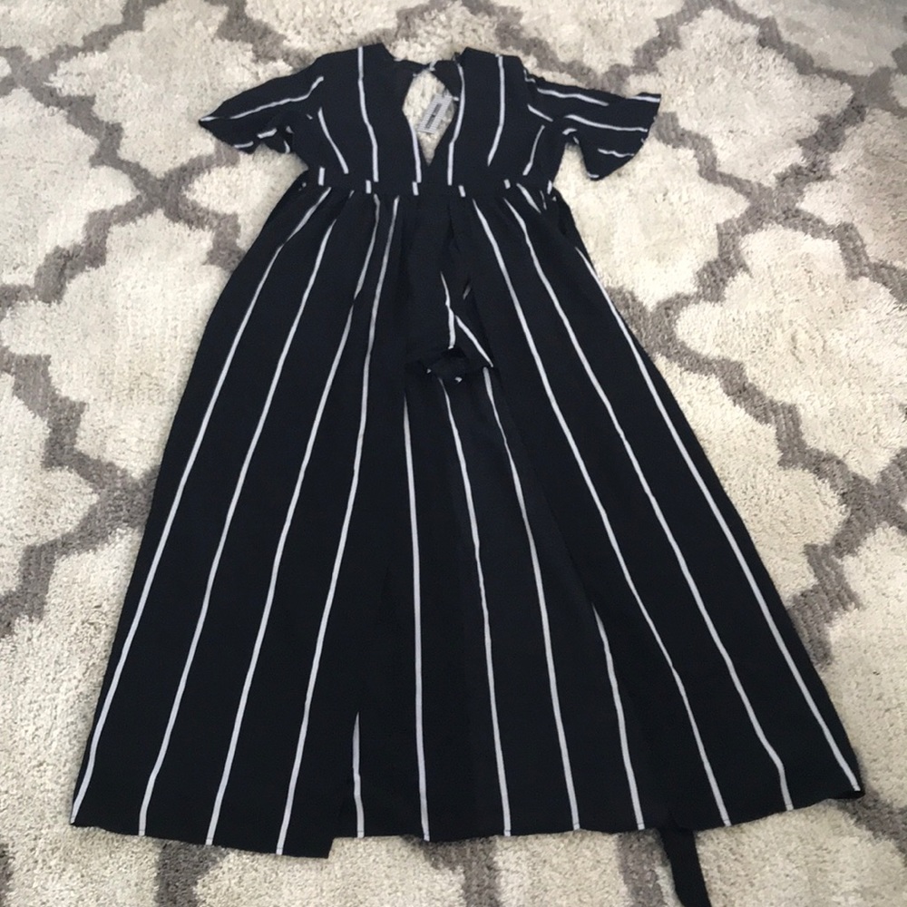 Black/ white stripes shorts dress front open